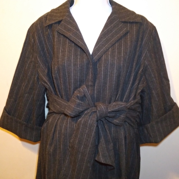 Isabella Oliver Gray-White Pinstripe Tie Waist Maternity Dress - Picture 2 of 11